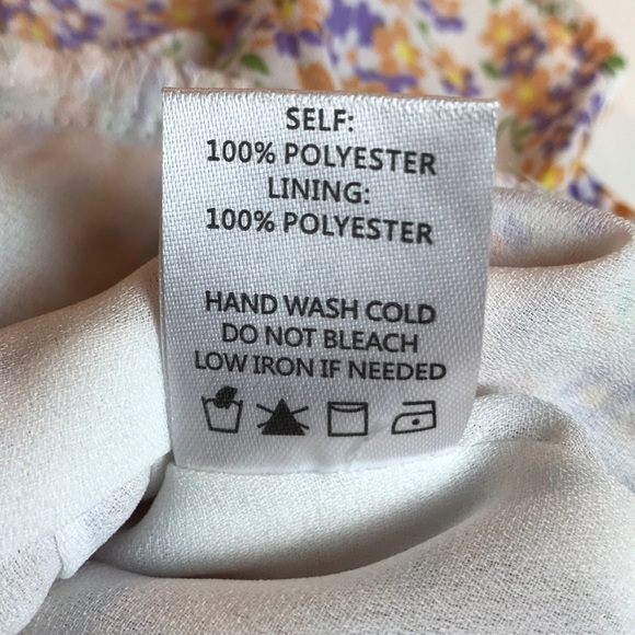 BLUE BLUSH FLORAL TOP WITH BUTTONS, TIE & RUFFLE M - Picture 15 of 16